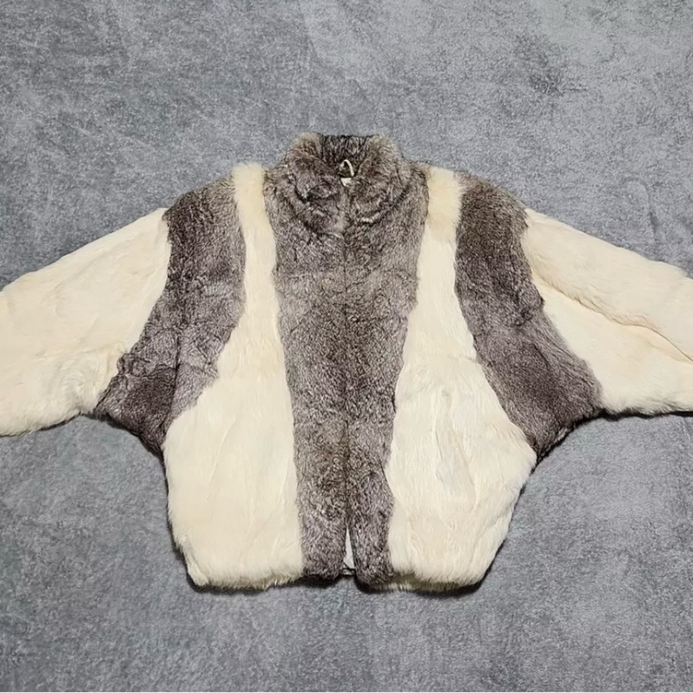 SOLD ON DEPOP Sergio Valente Gray and Cream Bomber Coat Jacket